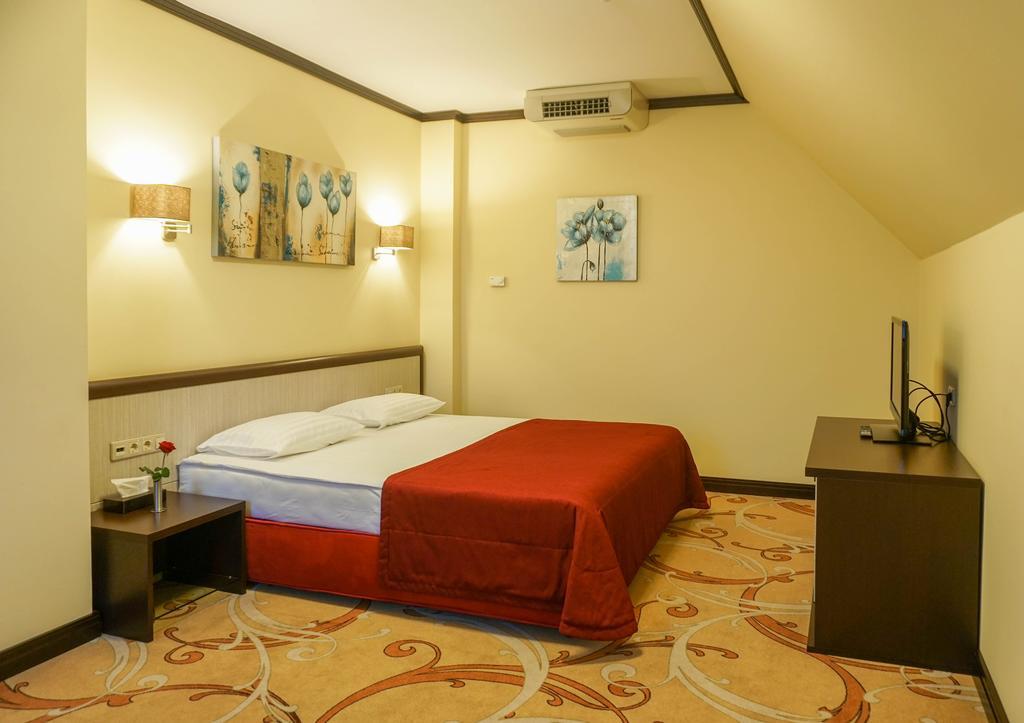 Park-Hotel Golosievo Kiev Eksteriør billede