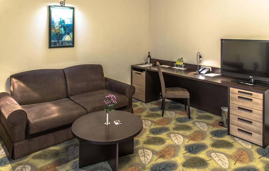 Park-Hotel Golosievo Kiev Eksteriør billede