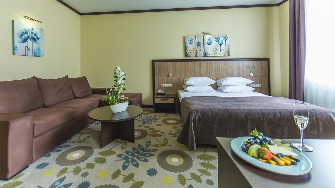 Park-Hotel Golosievo Kiev Eksteriør billede