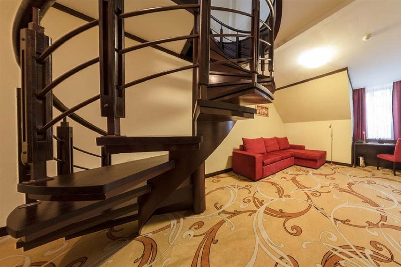 Park-Hotel Golosievo Kiev Eksteriør billede