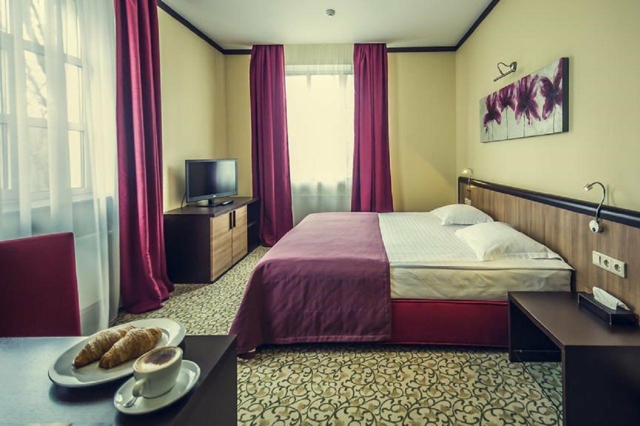 Park-Hotel Golosievo Kiev Eksteriør billede